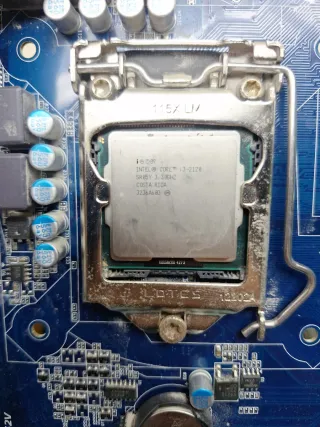 Placa Base Gigabyte GA-H61M-DS2V