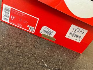 Nike Air Max 1 Essential Negro Gris y Blanco (43)