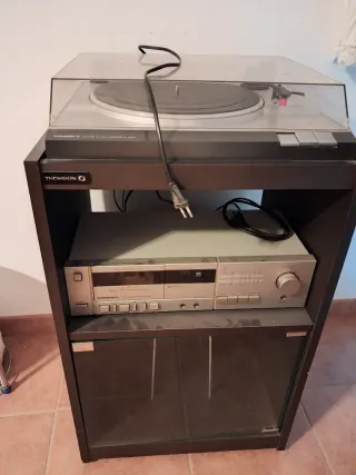 Tocadiscos Thomson Antiguo está en campillos