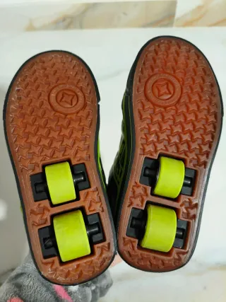 Zapatillas con ruedas niño