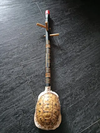 Guimbri o Sintir artesanal