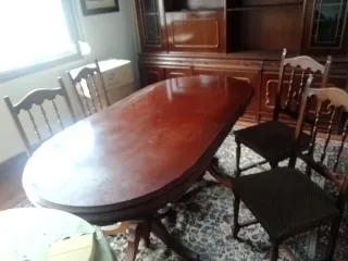 Lote de muebles de madera