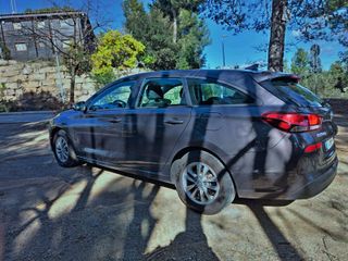 Vendo HYUNDAI i30 CW 1.6 CRDi 81kW 110CV Link