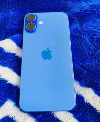 iPhone 16 Plus Azul
