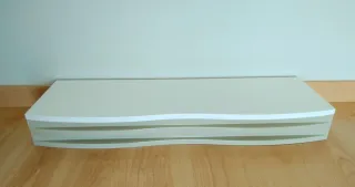 Estante flotante moderno