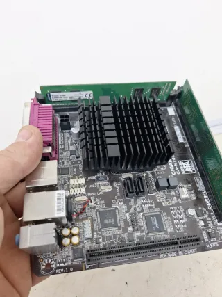 Placa Base Gigabyte GA-N3050N-D2P Mini ITX