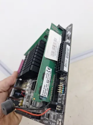 Placa Base Gigabyte GA-N3050N-D2P Mini ITX