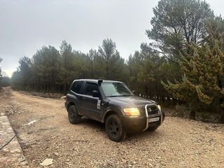 Mitsubishi Montero 2007