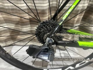 Bicicleta carretera carbono Berria SRAM AXS