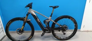 E.BIKE CUBE STEREO HIBRID SLT 2022 29