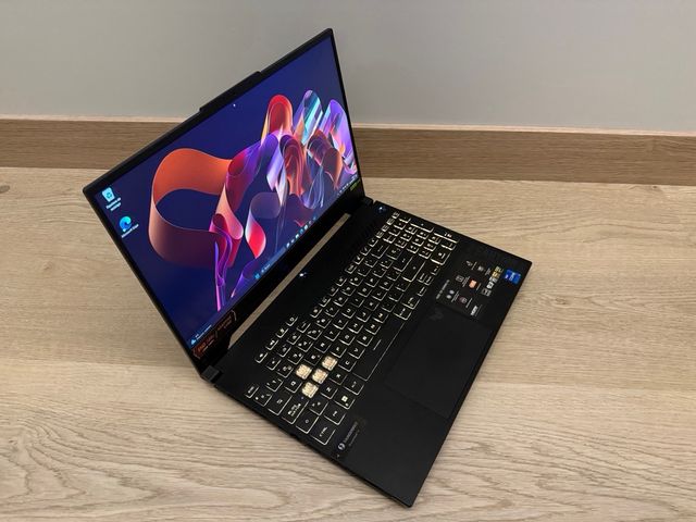 Portátil Gaming ASUS TUF F15