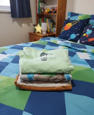 Lote 3 sudaderas niño 8-10 años