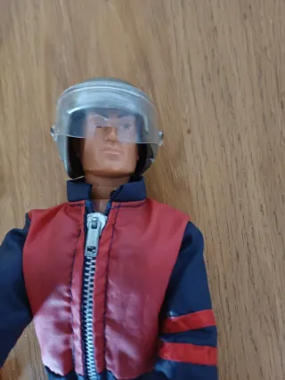 Figura Geyperman Motorista.