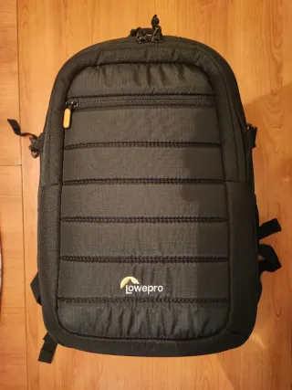 Canon R10 + Lente 18-150mm e Acessórios