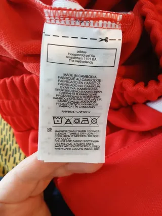 Pantalón chándal Adidas Rojo. Talla M