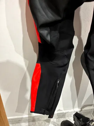 Mono Dainese Tosa 1 Pieza Cuero Talla 52