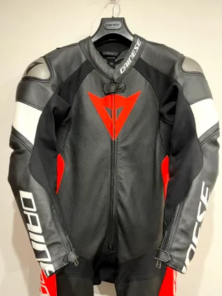 Mono Dainese Tosa 1 Pieza Cuero Talla 52