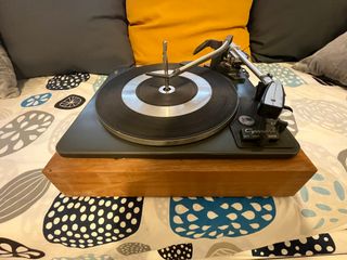 Tocadiscos Garrard Anni '60