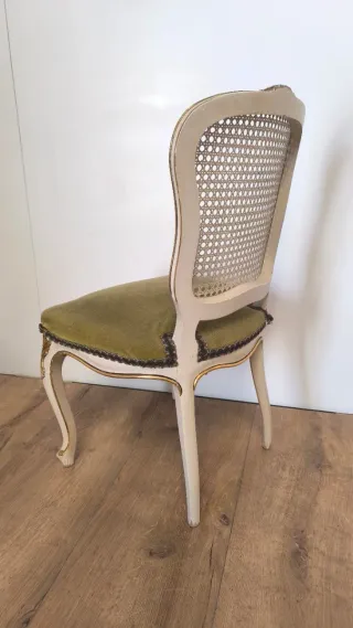 SILLA LUISXV DE MADERA ANTIGUA COQUETA