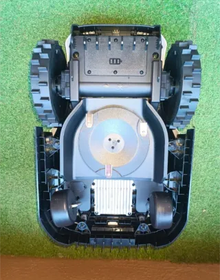 Cortacésped Robótico ECOVACS GOAT O500