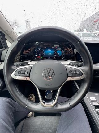 VW Golf Life 1.5eTSi 130cv automatico