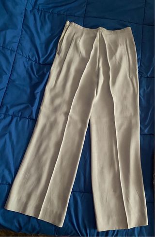 Conjunto T40: Americana, Pantalón y Cuerpo.