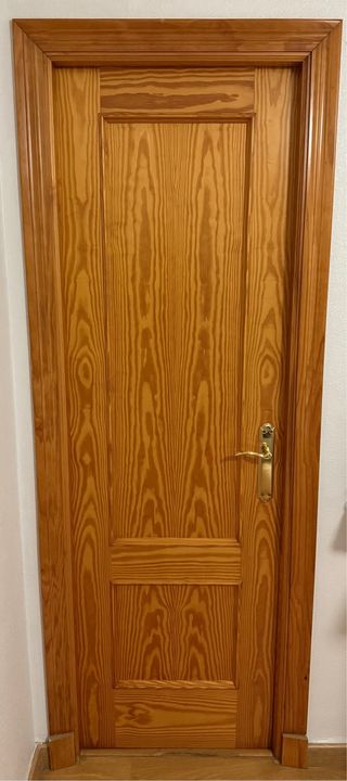 Puertas de madera maciza