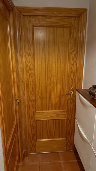 Puertas de madera maciza