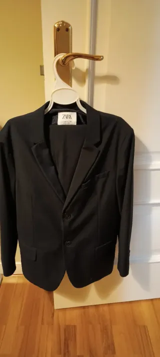 Traje Zara Azul Marino Talla 13-14 Años