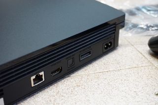 Sony PS3 Slim 250GB CECH-2004B + Mando y Cables