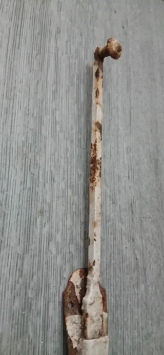 Pestillo pasador antiguo