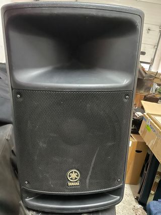 Altavoz Activo Yamaha MSR400