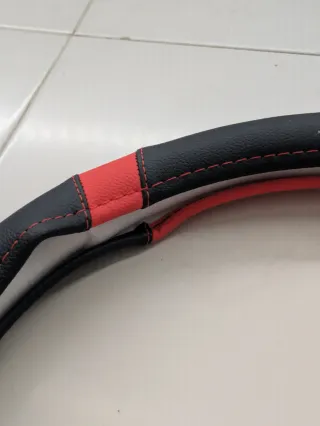 Funda Volante Coche 40cm Negro/Rojo