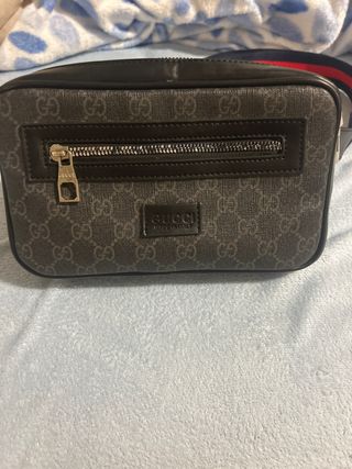Riñonera Gucci Negra y Marrón