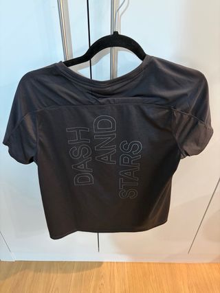 Camiseta deportiva Dash and Stars Talla S Negra