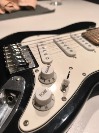 Guitarra eléctrica 6-12 años