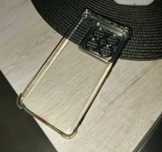 Xiaomi 14 T Pro 1TB, con funda y cargador de 120w.