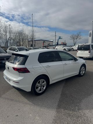 VW Golf Life 1.5TSi 130cv manual