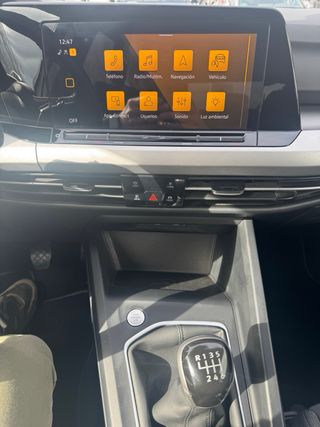 VW Golf Life 1.5TSi 130cv manual