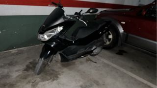 Honda PCX 125 Negra - Maxi Scooter Automática