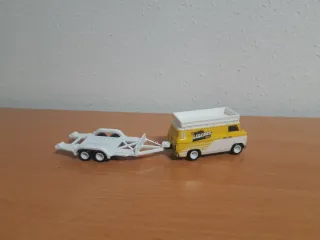 Hot Wheels Camión y Remolque