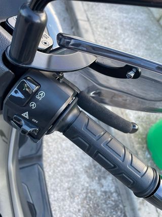 Yamaha NMAX 125 gris 2021