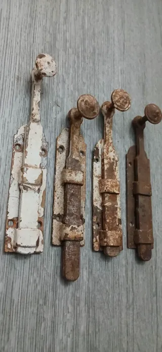 4 Pestillos de Puerta Vintage