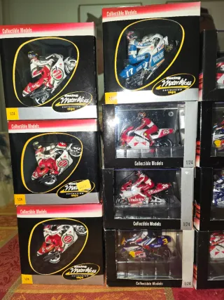 Coleção de Motos de Corrida em Miniatura