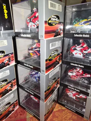 Coleção de Motos de Corrida em Miniatura