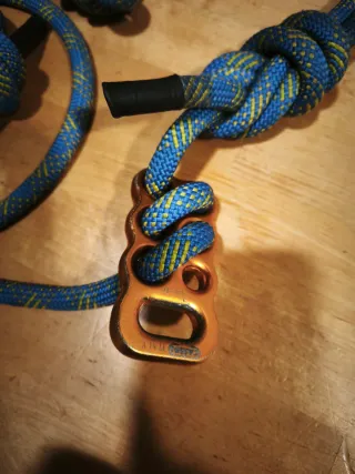 Disipador Cassin Vía Ferrata