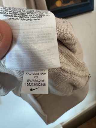 Sudadera Nike Sportswear Club Fleece Beige