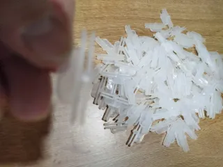 Tapa agujeros de jaula cuando no tiene comedero