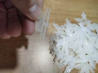 Tapa agujeros de jaula cuando no tiene comedero