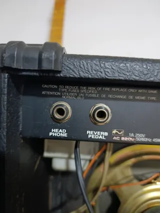 Pack Guitarra Samick S-80 + Ampli Vintage 1985